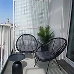 شقة Cityview Plac Wolnosci 6 In The Center Of Old Town بوزنان